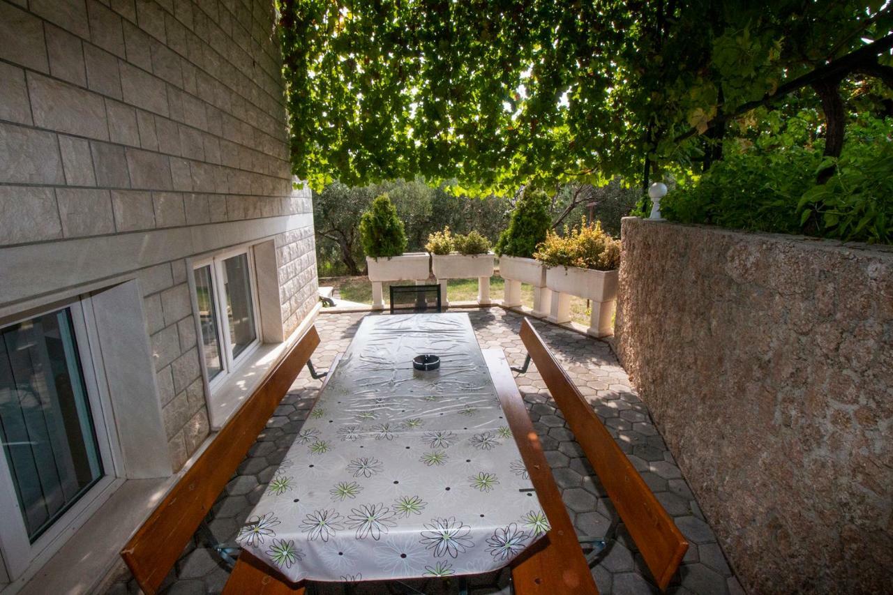 Apartmani Vrljicak Omis Luaran gambar